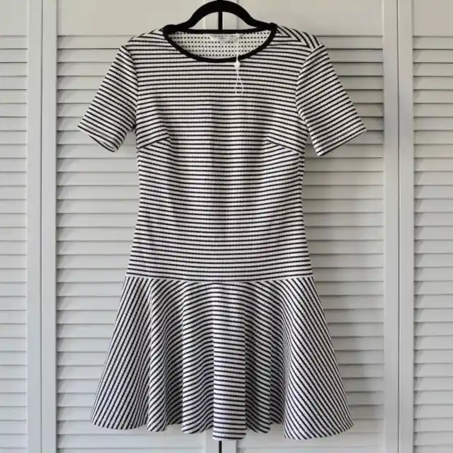Trina Turk Size Small Mason Mini Dress in Black and White | Size Small / P
