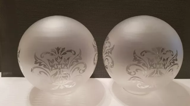Globes verre dépoli lampe ancienne ( lot de 2 pièces)