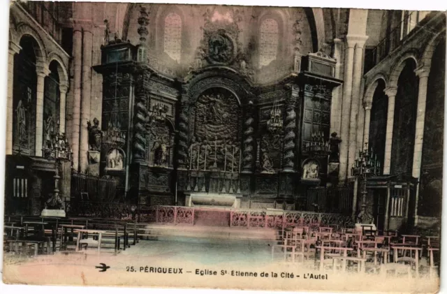 CPA PÉRIGUEUX-Église St-Etienne de la Cité-L'Autel (233015)