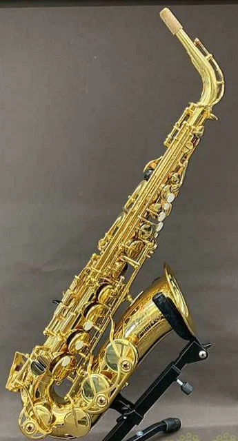 Saxophone alto YAMAHA YAS-475 avec étui rigide et embouchure 4C et sangle Ex++