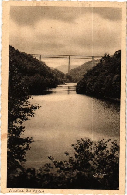 CPA Vallée de SIOULE et Viaduc des FADES (244469)