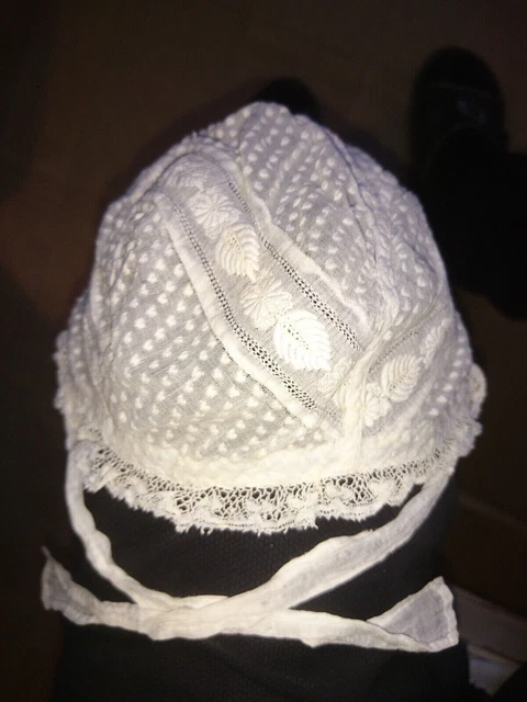 ANCIENNE COIFFE CHAPEAU BONNET EN DENTELLE BRODEE et volants1900 EUR 35