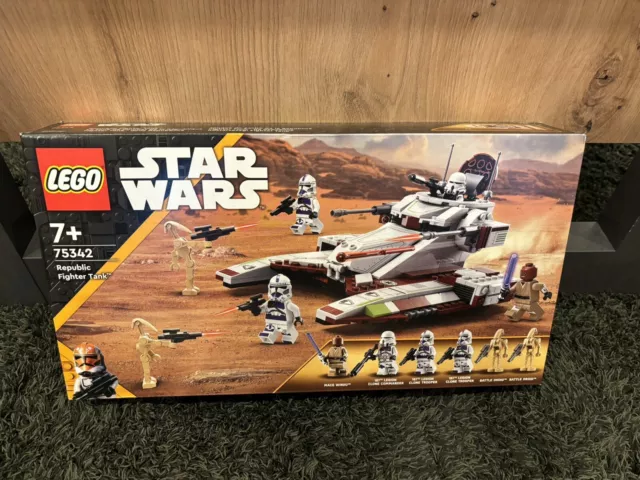 LEGO Star Wars: Republic Fighter Tank (75342)