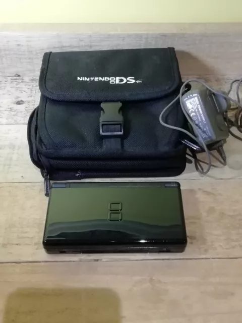 Nintendo DS Lite Console & Carry Bag And Games Tested And Working Worth A Look