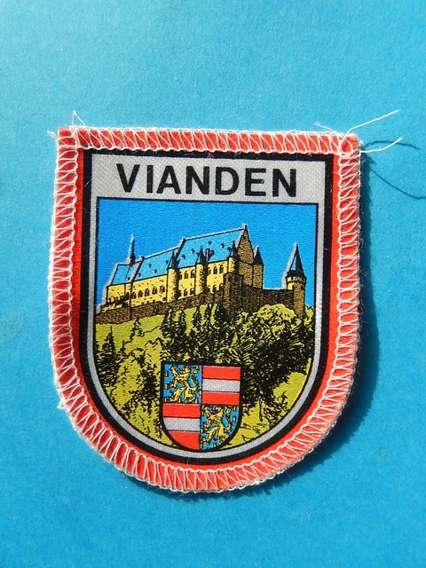 ECUSSON PATCH Ski Tissu Seyne Les Alpes Grand Puy 1780 Metres EUR 4,99 - FR