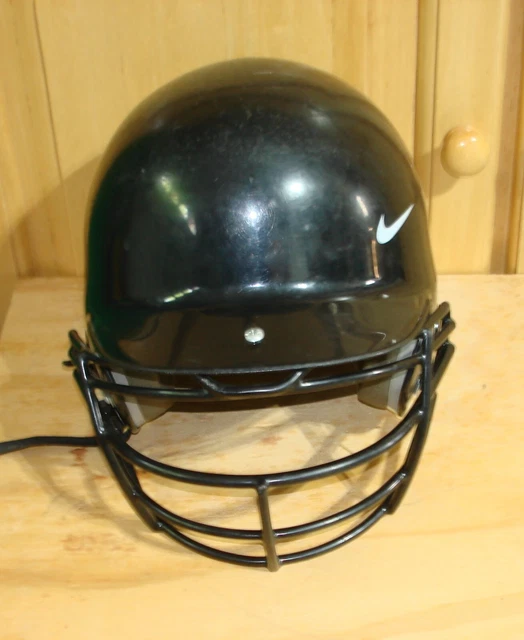Nike Baseball / Softball Kids Batting Helmet With Face Guard SZ 6 3/8 - 7 3/8