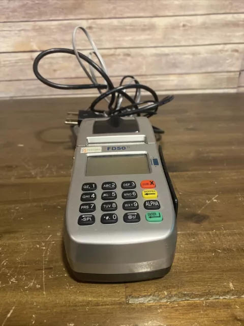 First Data Fd-50 Credit Card Terminal With Card Swipe