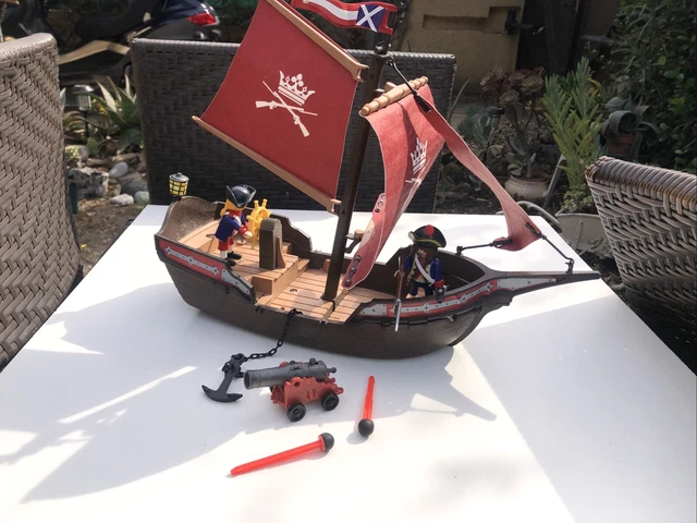 Playmobil 70412 – Chaloupe Pirate Avec Canon, Bateau Flottant, 3 Figurines, Dès 5 Ans