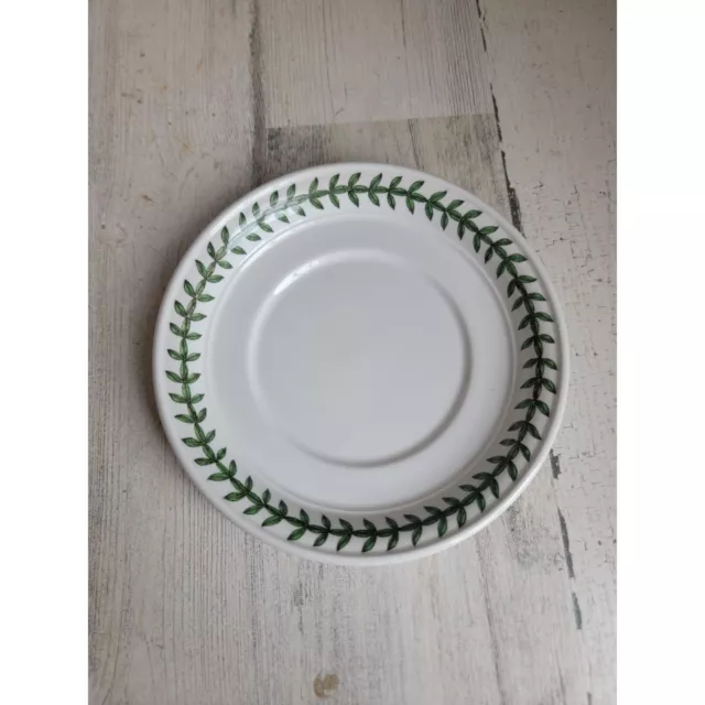 Portmeirion Botanic 6" leaf rimmed saucer plate