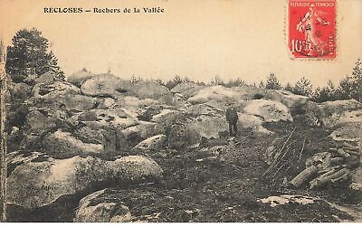 77 Recloses #20741 Rochers De La Vallee