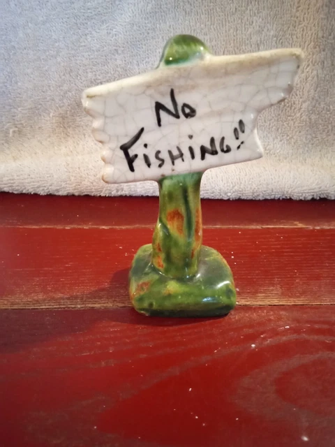 VINTAGE CERAMIC NO Fishing Sign Aquarium Fish Tank Decoration Decor 4in
