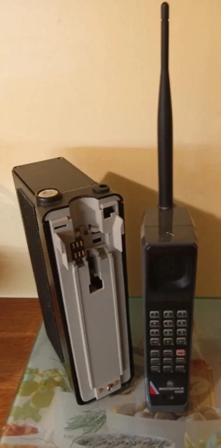 Motorola 8500 with High Power Custom Made Motorola Part Unit. Great for display.