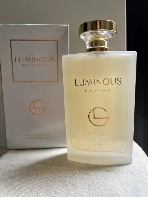 Gina liano outlet perfume