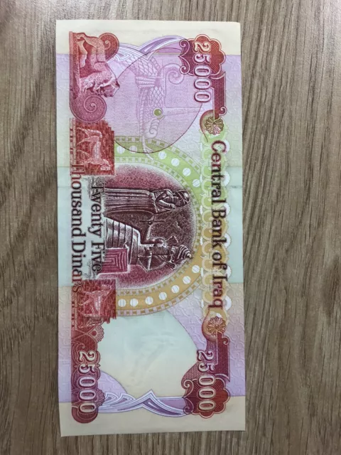 25000 Iraqi Dinars Uncirculated Banknote. 2003 series.  IRAQ DINAR Bank Note.