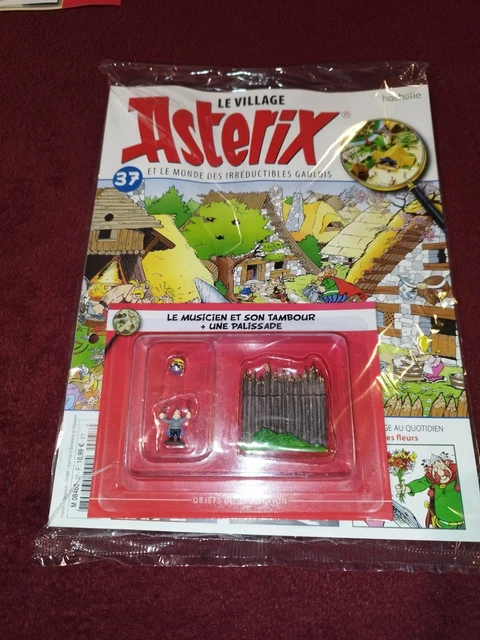 Astérix - Village Astérix - Atlas - 2004