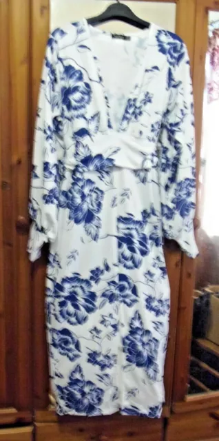 BooHoo Blue  Floral Midi Dress plunge tie waist size 12
