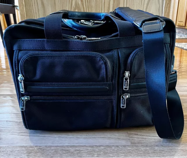 Tumi Alpha 2 Expandable PC Briefcase