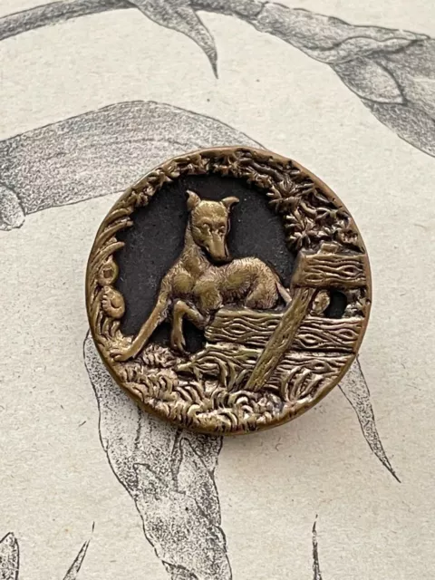 Grand Bouton ancien en métal à décor de Lévrier Chien - Collection 2,7 cm