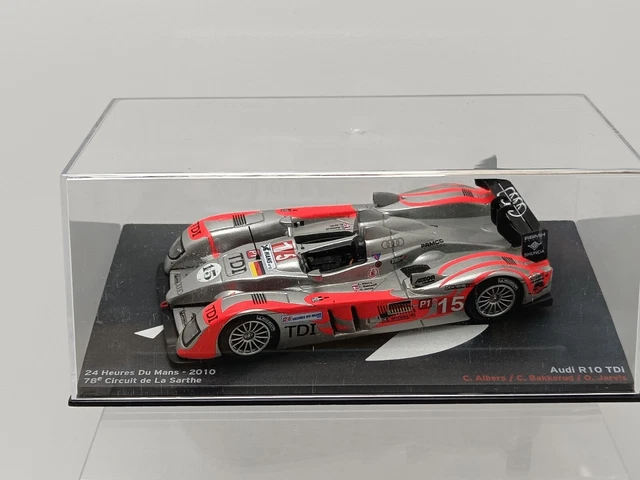 Miniature Altaya 1/43 – Audi R10 TDI N°15 – Le Mans 2010 – équipage Albers/Bakkerud/Jarvis