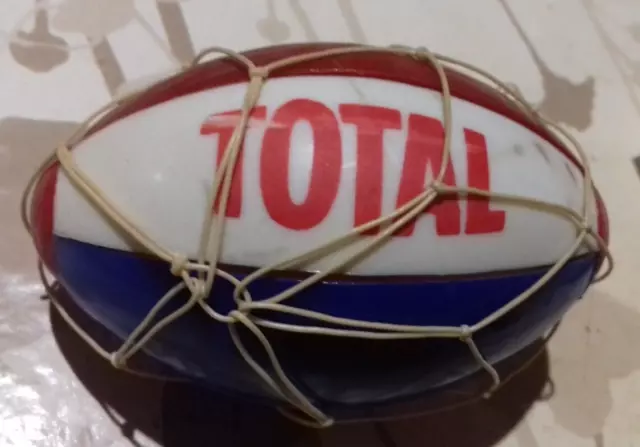 Ancien ballon de rugby - Happy Gift, objets publicitaires