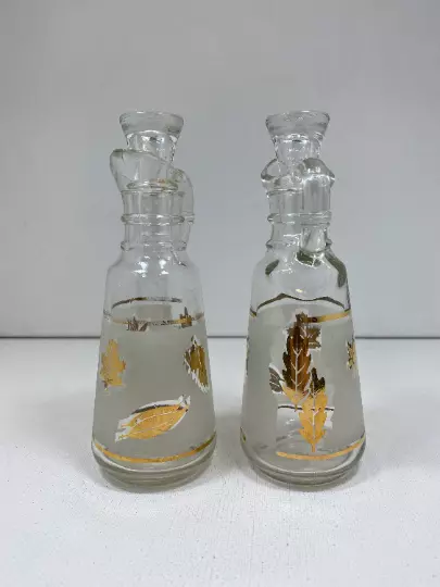 1960s Anchor Hocking Starlyte Gold Leaf Glass Cruet Set