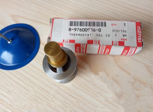1 PCS New 8-97600936-0 Oil Thermostat For Hitachi 6HK1