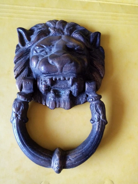 HEURTOIR OU MARTEAU DE PORTE  BRONZE  tête de lion