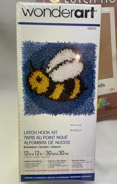 Spinrite-Caron Wonderart Latch Hook Kit 12"X12"-Bumblebee