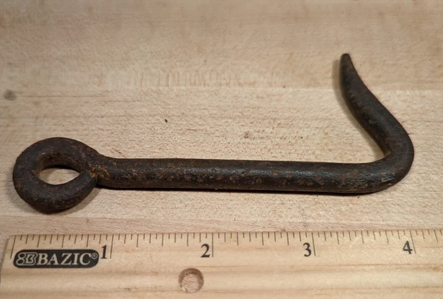 Latch Hook Barn Door Gate Rustic Farm Decor  Primitive Country Vintage Early 2