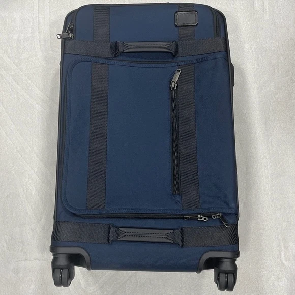 Tumi Merge Short Trip Expandable Suitcase Navy Black