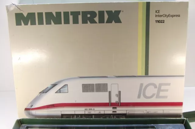 Minitrix N 11022 Zug-Set ICE InterCityExpress, Licht, TOP in OVP, geprüft #9694