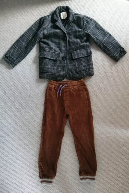 Pacchetto vestiti per ragazzi età 4-5 anni blazer e pantaloni John Lewis River Island Blazer & In perfette condizioni