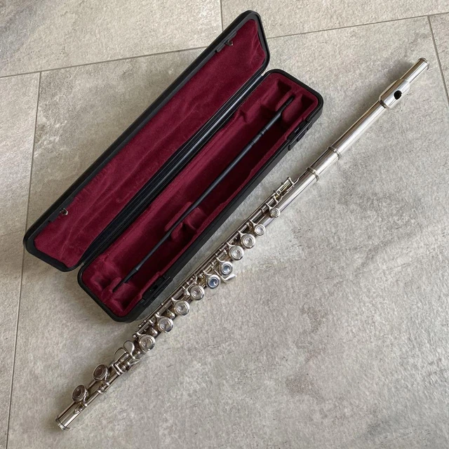 YAMAHA YFL-211S IIⅡ Flute Wind Instrument with Case japan