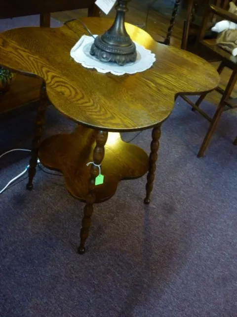 Antique oak side table clover leaf top turned legs Parlor refinished 1900's
