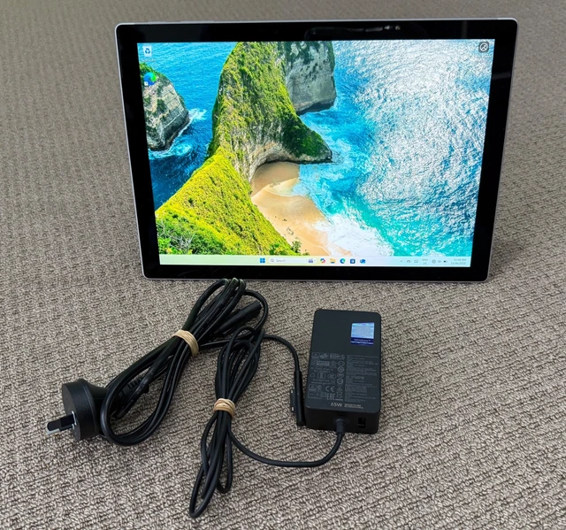 Surface Pro7+ i3-1115G4 8GB 128GB 12 Surface Pro 7+ i3 1115G4 8GB