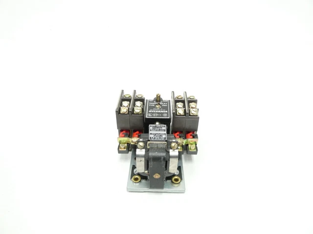 Sylvania 713UPDG76 Ac Pneumatic Timing Relay 120v-ac