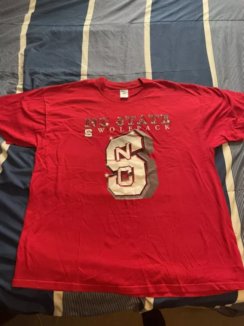 Vintage NC State Wolfpack Mens T Tee Shirt Red Size Medium NCAA Football