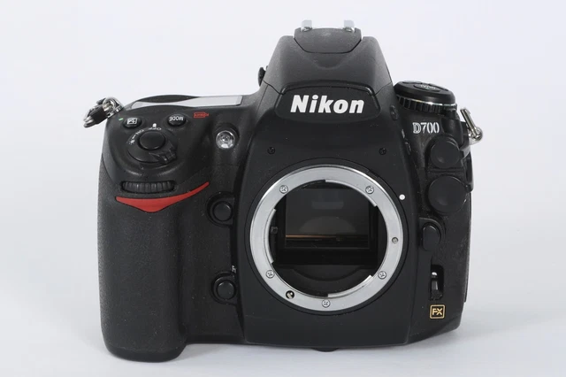 Nikon D700 Digital Slr Camera - Body Only