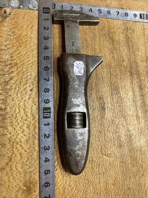 Petite Clé à Molette Ancienne - Outil Main Acier 10 Cm - Objet Vintage