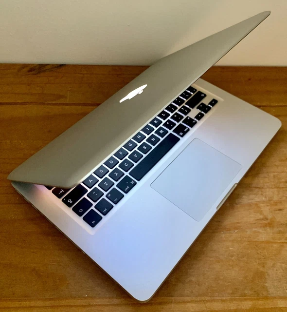 Apple MacBook Pro 13" Core i5 2,3 GHz 8 GB RAM 128 GB SSD MC700 *BATTERIA BASSA*