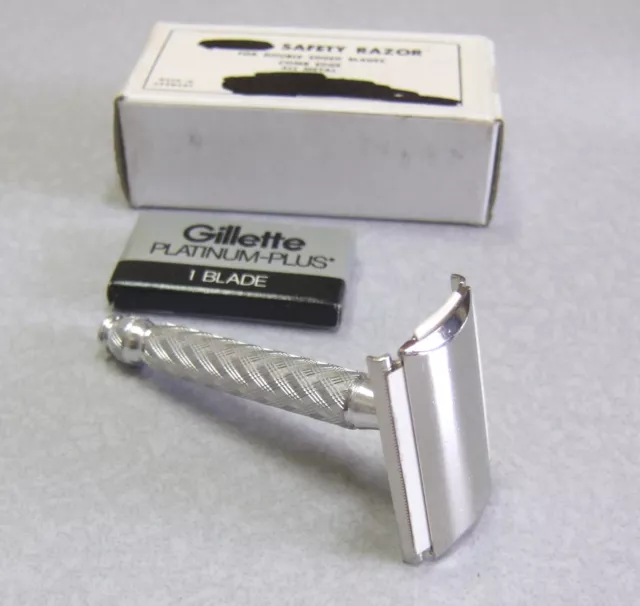 Vintage NOS Gillette Military Production Spiral Tech DE Safety Razor England 70s