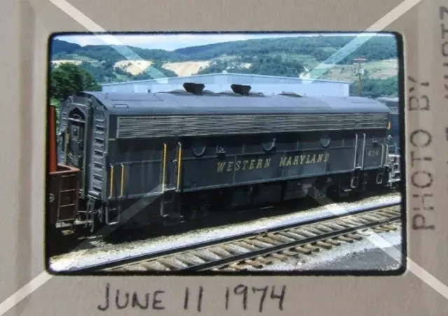 Original '74 Kodachrome Photo Slide WM Western Maryland 404 F7B B-Unit     39Q34