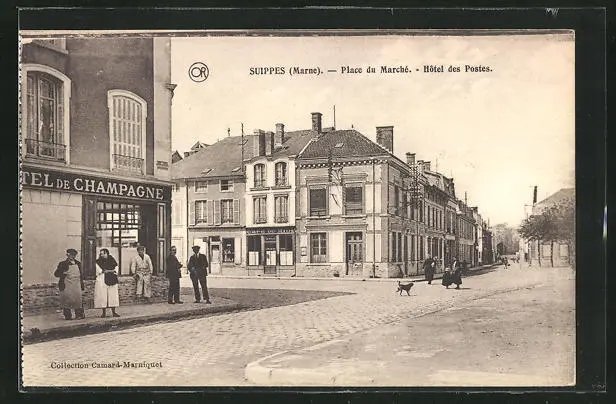 CPA Suippes, Place du Marchè -Hotel des Postes