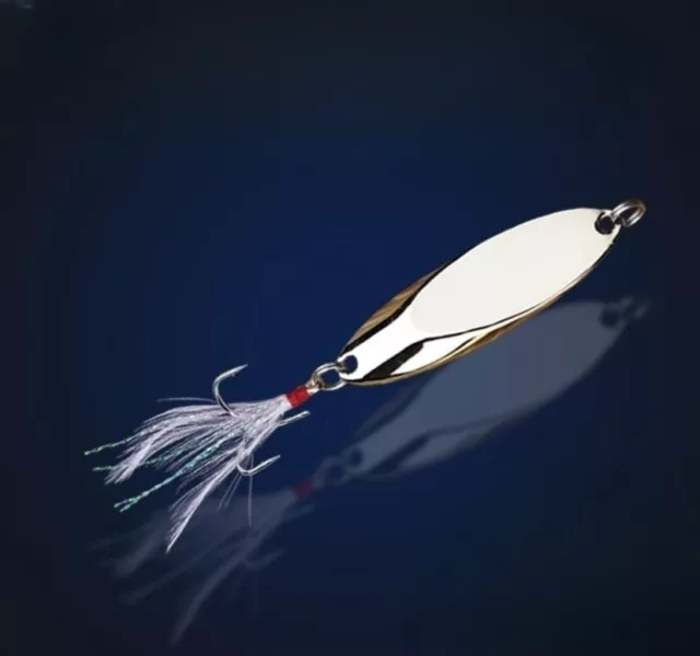 New metallic freshwater silver 5g triple feathered triple hook bait New metallic freshwater silver 5g triple feathered triple hook bait