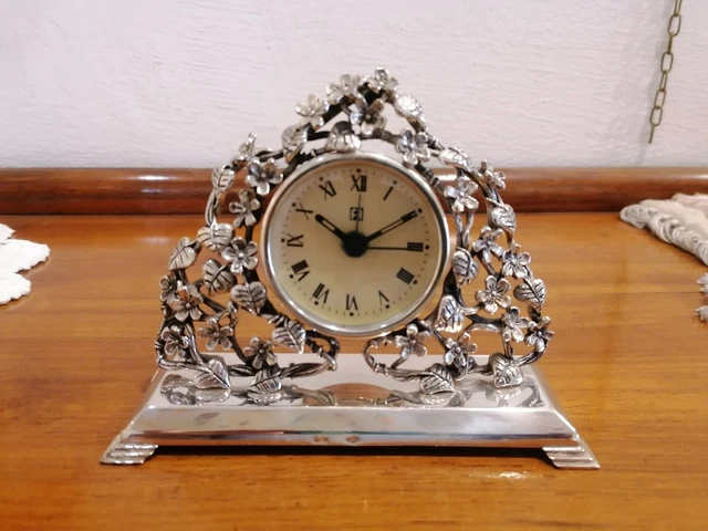 Piccola sveglia in argento 800