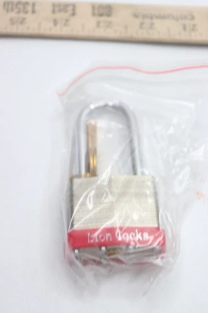 Lion Locks  Keyed-Alike Padlocks w/ 2 Keys 2â Long Shackle