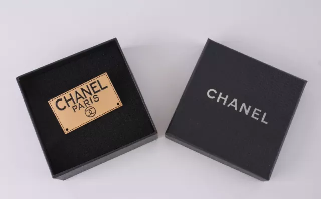 Chanel Paris Cc Logo Employee Brooch Pin