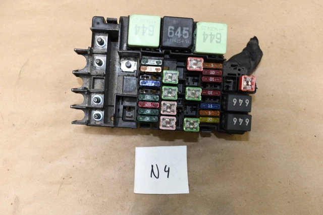 15 - 17 Vw Jetta Relay Fuse Box 5C0 937 819L Oem N4 R