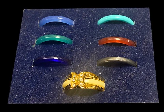 Bague Double Doigts Dorée Ton Bronze Avec Brillants - Curiosité Vintage - Taille 56 - Neuf