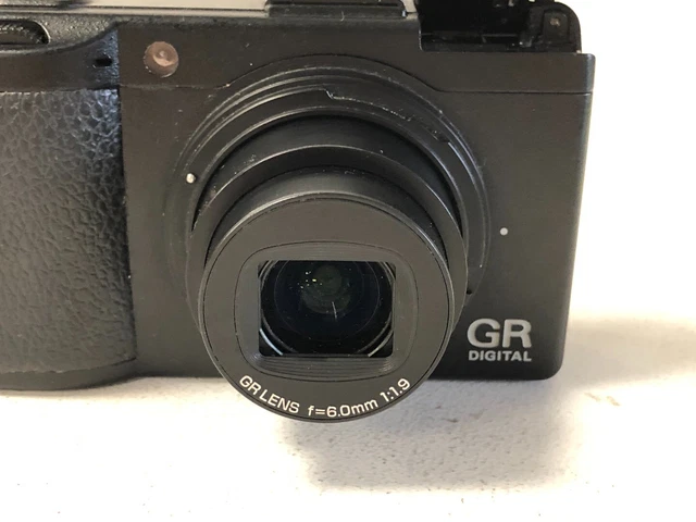 Ricoh GR Digital III Digital Camera In Black With f=6.0mm 1:1.9 GR Lens #140 2